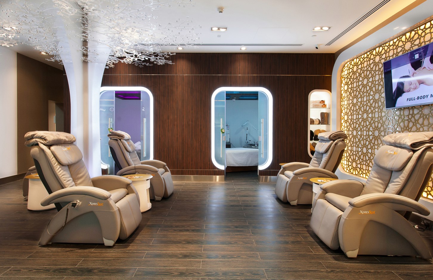Dubai Lounge 2